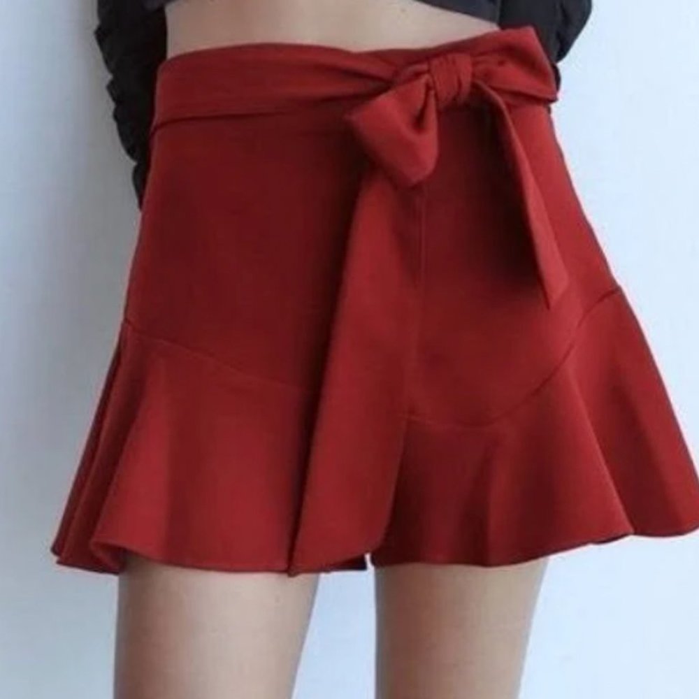 NWT Size Small zara red ruffle tie skort